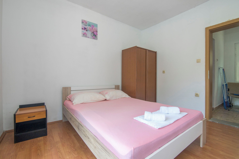 Room 2, Apartments Ante, Sućuraj