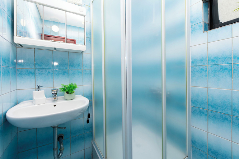 Bathroom 3, Apartments Zorica, Omiš