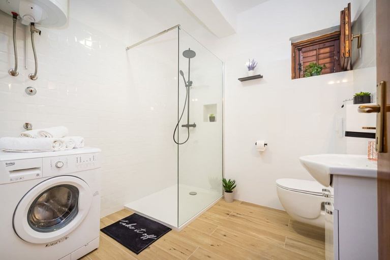 Bathroom 4, Apartment Mari, Novigrad