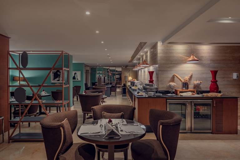 Food & Drinks 5, Radisson Blu Heliopolis, An-Nuzhah
