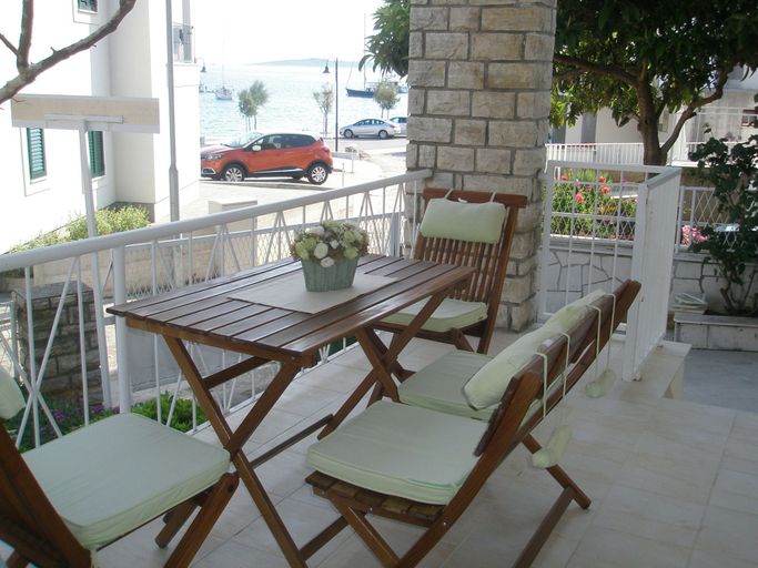Others 5, Apartments Mateo, Primošten