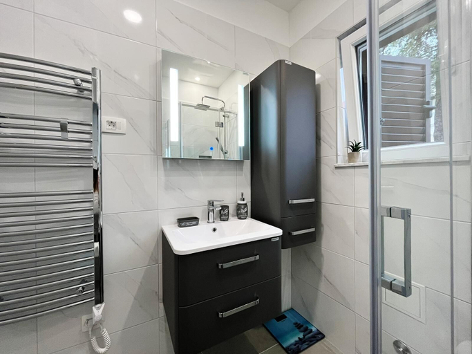Bathroom 3, Apartments Apartments -T and T, Okrug