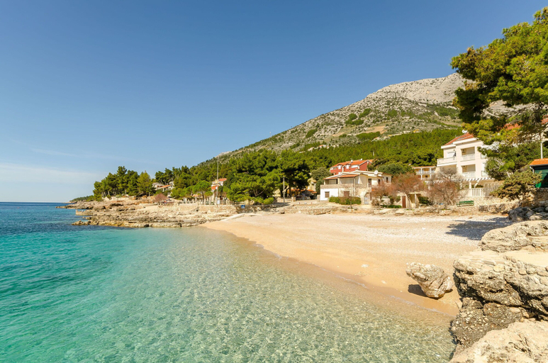 Beach 2, Apartments Verdun, Jelsa