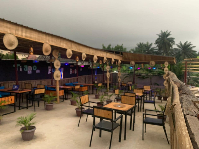 Outdoor dining, Tiano Hotel & Suites, Eket