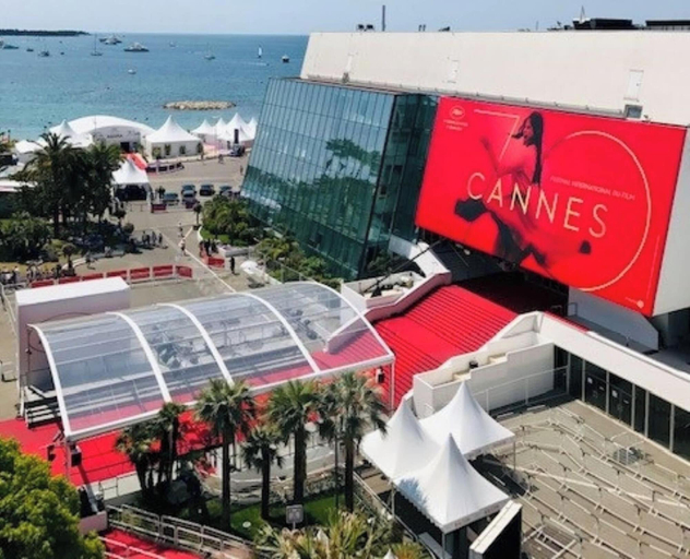 Room 3, Ref 670723 in Cannes, Alpes-Maritimes