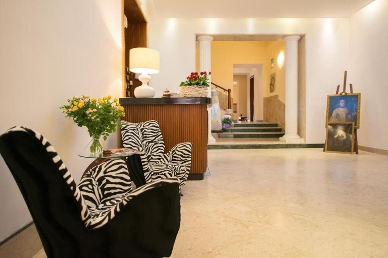Reception 4, Albergo Russo, Trapani