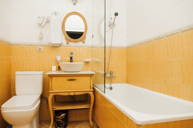 Bathroom 3, Reikartz City Tbilisi Hotel, Tbilisi