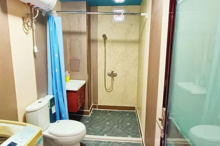 Bathroom 3, Renda Holiday Apartment, Sanya