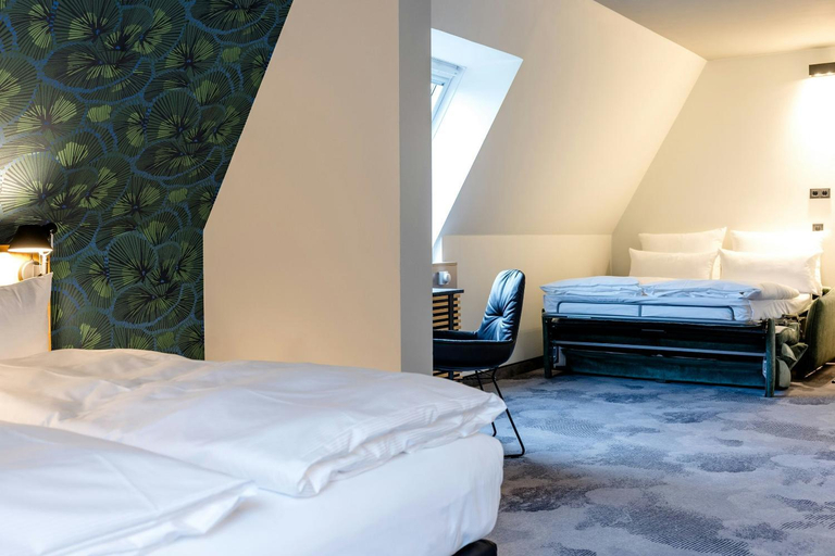 Bedroom 2, Motel One Frankfurt-Hauptbahnhof, Frankfurt am Main