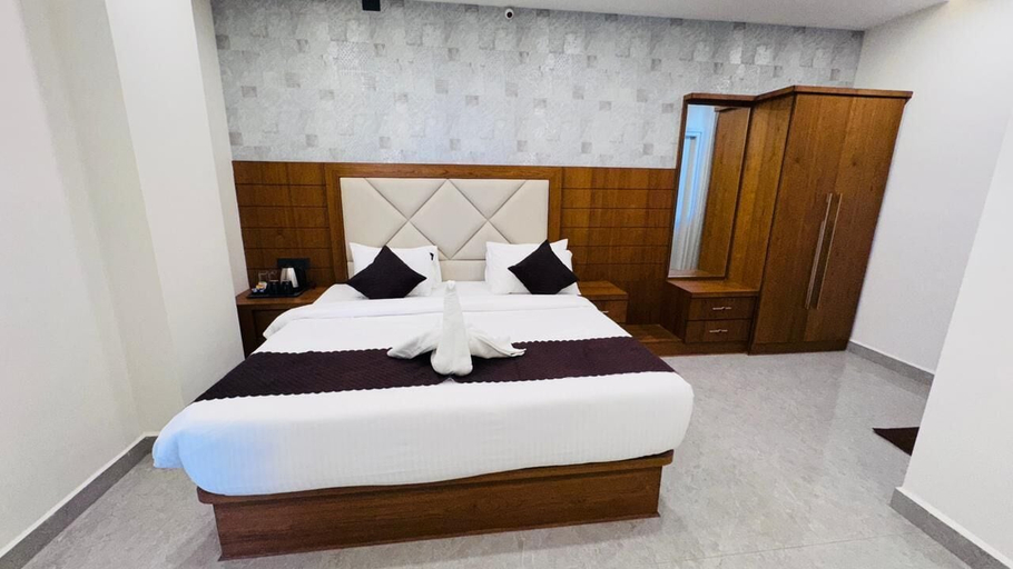 Room 4, SS Grand Luxury Hotel-Ananthapuramu, Anantapur