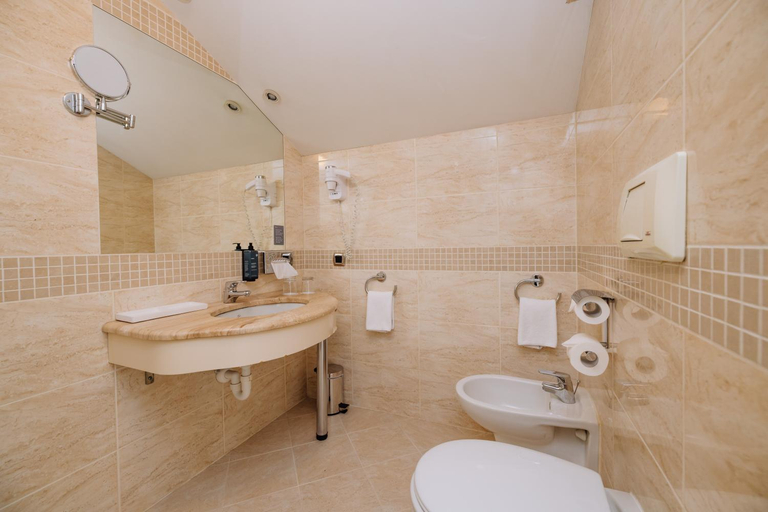 Bathroom 3, Hestia Hotel Jugend, Riga