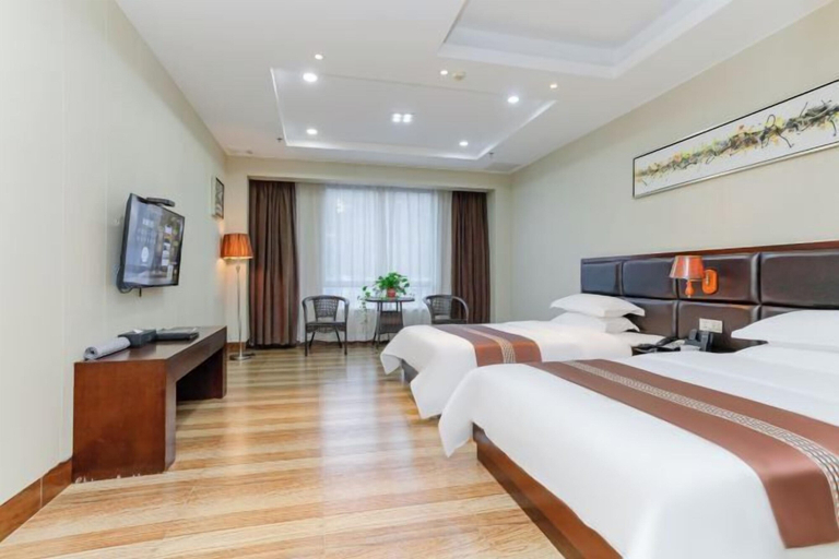 Bedroom 3, Golden Hotel, Zhaoqing