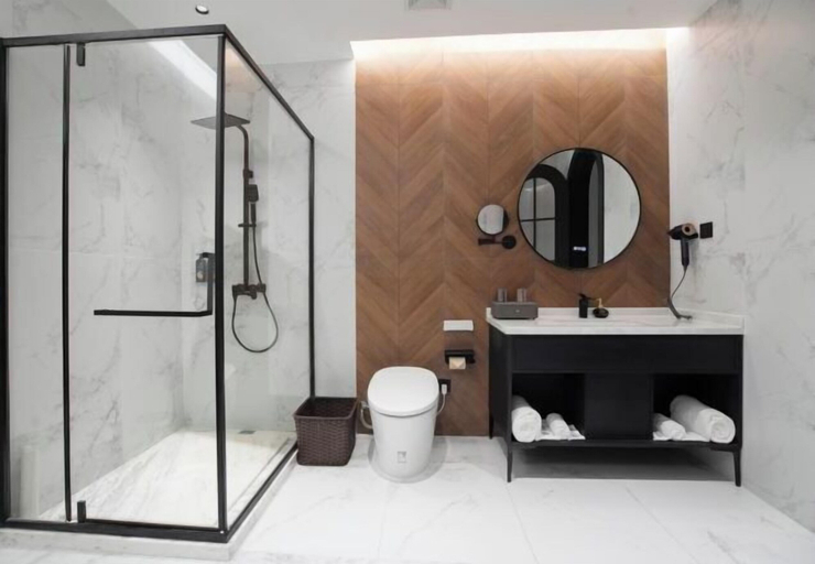 Bathroom 4, New Good Hotel, Nantong