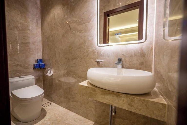 Bathroom 4, A Residence - A Member of The Luxury Stay Group, Kota Kinabalu