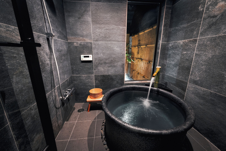 Bathroom 2, Rinn Kyoto Ebisunocho, Kyoto