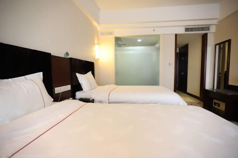 Bedroom 3, May King Grand Hotel, Guangzhou