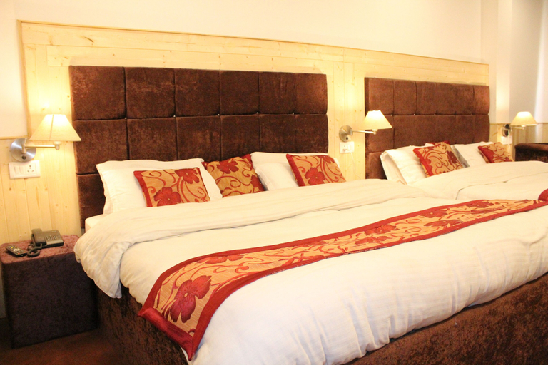 Room 4, hotel yadu vilas, Rudraprayag