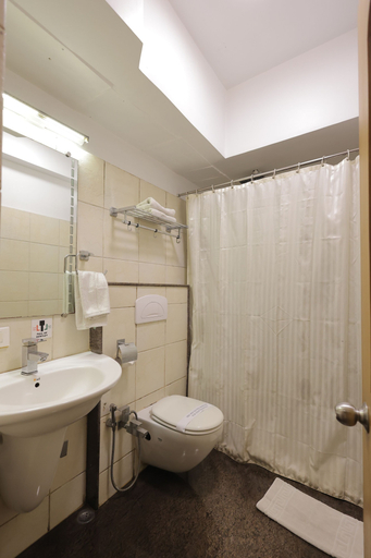 Bathroom 5, Hotel Sudesh Tower, Kolkata