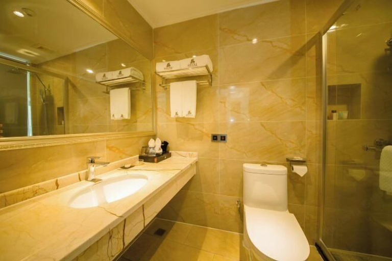 Bathroom 2, Yuhe Hotel, Leshan