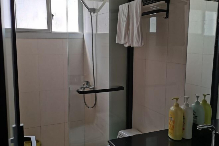 Bathroom 3, Yandangshan Wang Fenglou Hotel, Wenzhou