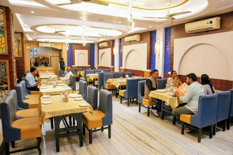 Dining 4, Hotel Roopali, Jabalpur