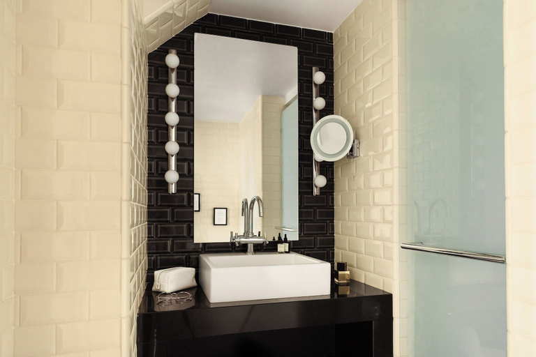 Bathroom 4, Terrass'' Hotel, Paris