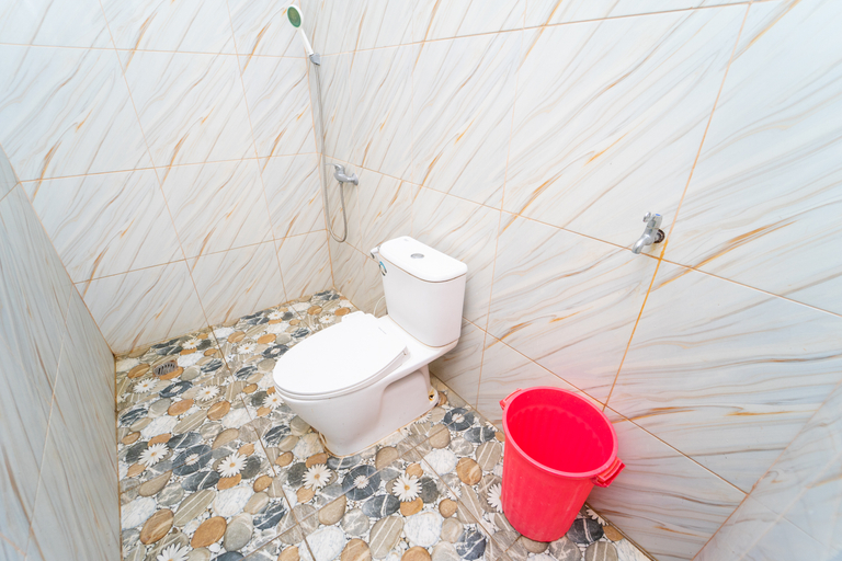 Bathroom 5, Hotel Tiara By ARBA, Kendal