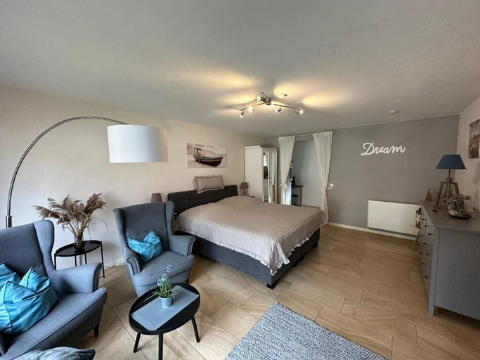 Room 4, Ferienwohnungen Stilschön by corents, Rostock