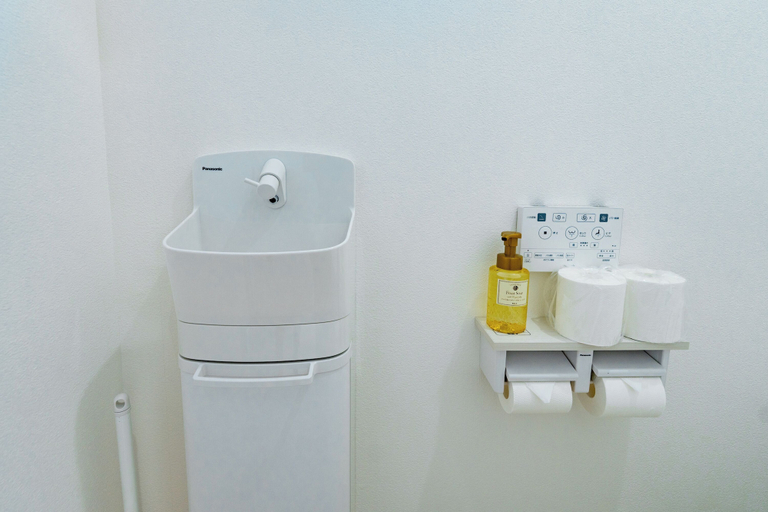 Bathroom 4, Villa Nuunu, Miyakojima