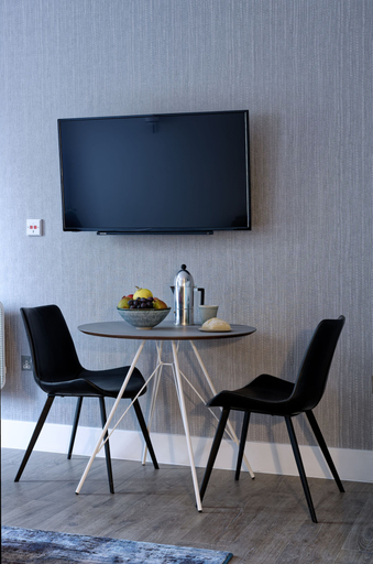 Others 4, Fitzrovia apartments by DMONTRIO, London