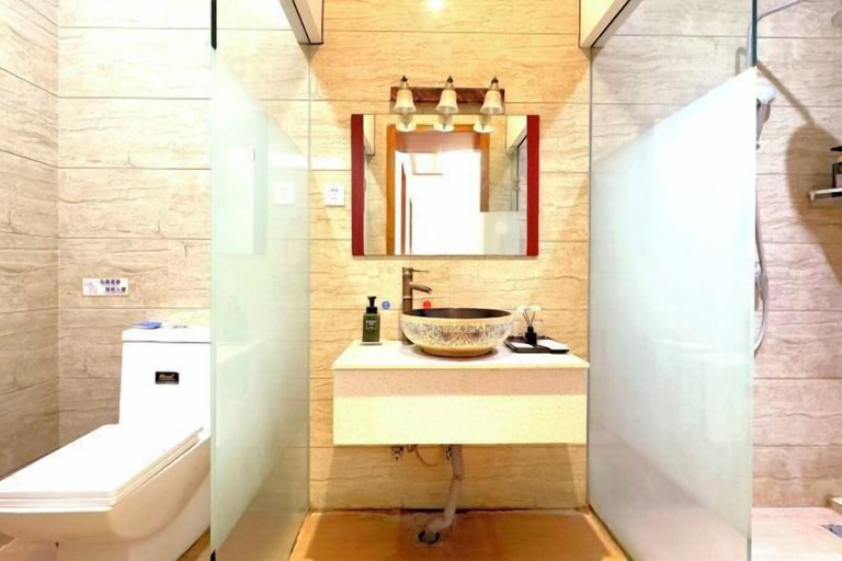 Bathroom 4, Xiangxingli Inn (Tengchong Heshun Ancient Town Branch), Baoshan