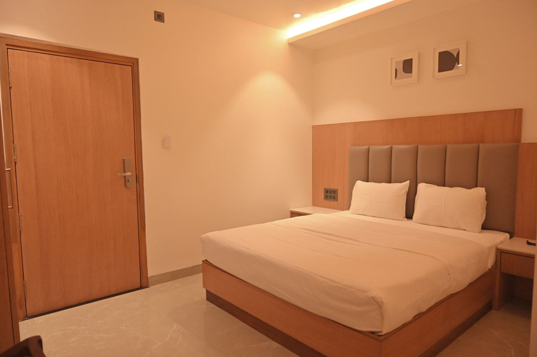 Room 5, The Citrine Hotel, Hoshangabad