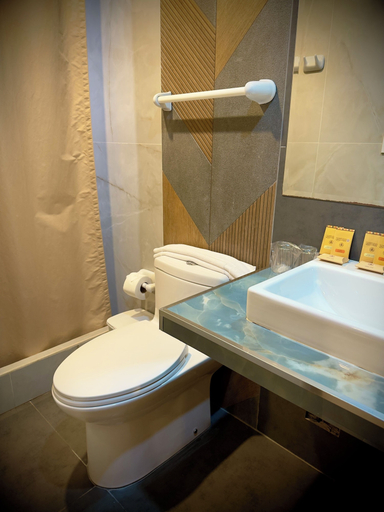 Bathroom 4, Santuario Machupicchu, Urubamba