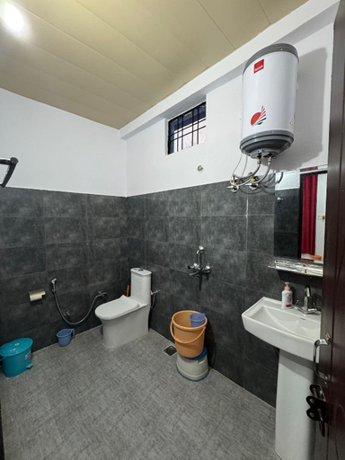 Bathroom 3, Rigveda Resort, Uttarkashi