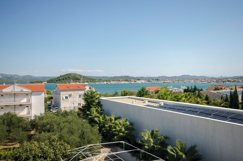 Water view 5, Apartments Nada, Murter
