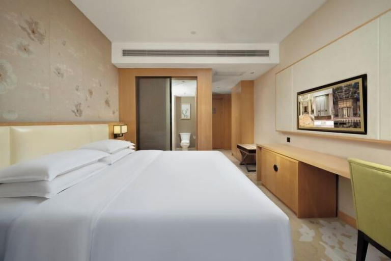 Bedroom 2, Paxton Park Hotel, Dazhou