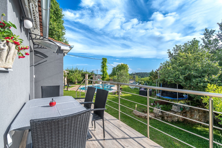 Terrace/patio 2, House Nina, Pazin