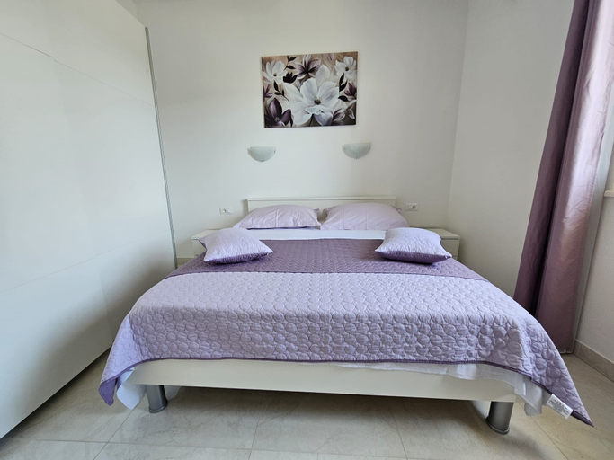 Room 2, Apartments Nada, Marina