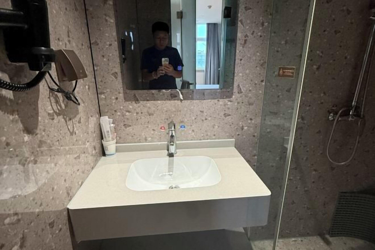 Bathroom 5, dinghaophotel, Taizhou
