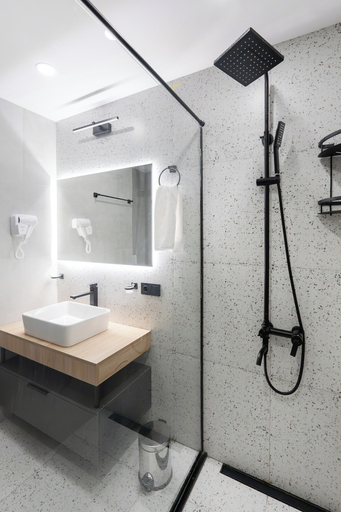 Bathroom 3, NOVA LUXE Hotel & Residences, Batumi