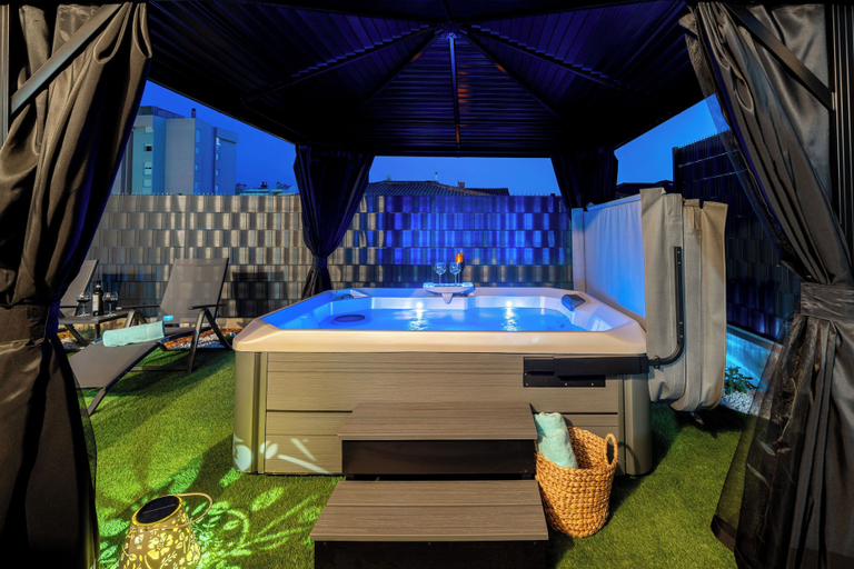 Spa 2, House Cute House With Jacuzzi, Dugi Rat