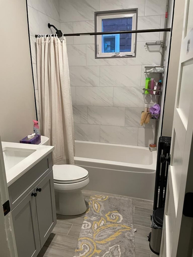 Bathroom 4, Homestay In Fields Corner Area Boston, Boston