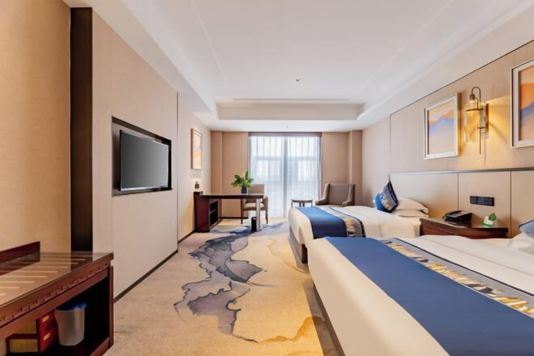 Bedroom 3, Ordos Taihua Langjing Hotel, Ordos