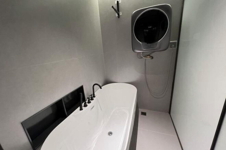Bathroom 3, Han Tang · Grand Hotel, Jiuquan