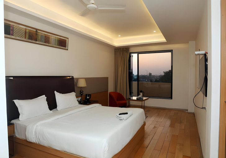 Bedroom 3, Hotel Mcr Park, Rajgarh