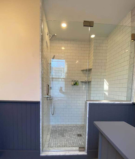 Bathroom 3, Very Cool 2 Bed/ 1 Bath Apartment Downtown Npt. - Unit 4 2 Bedroom Apts, Newport