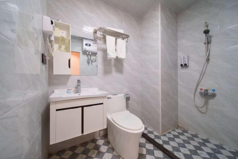 Bathroom 3, Puning Shi Hai Apartment, Jieyang