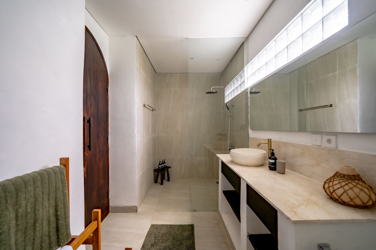Bathroom 5, Didi Apartment Seseh, Badung