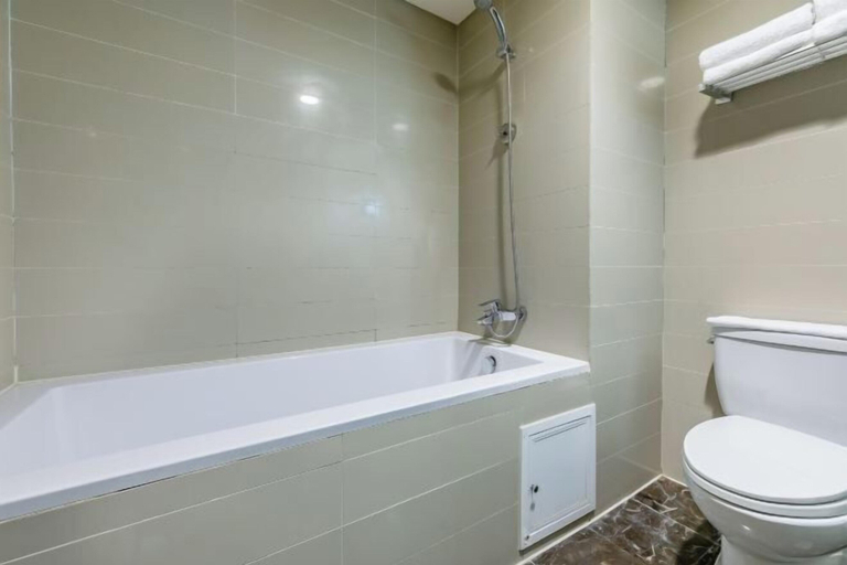 Bathroom 4, Beijing Henan Business Hotel, Beijing