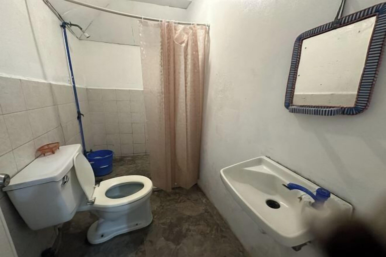 Bathroom 4, Monaliza Surf Resort, San Juan